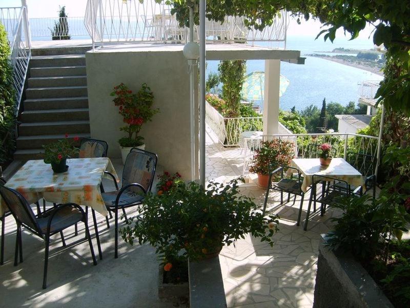 Apartment In Omis With Sea View, Balcony, Air Conditioning, Wi-Fi Ngoại thất bức ảnh
