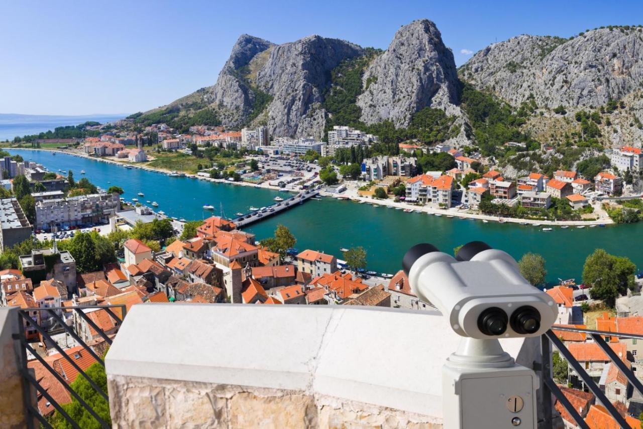 Apartment In Omis With Sea View, Balcony, Air Conditioning, Wi-Fi Ngoại thất bức ảnh