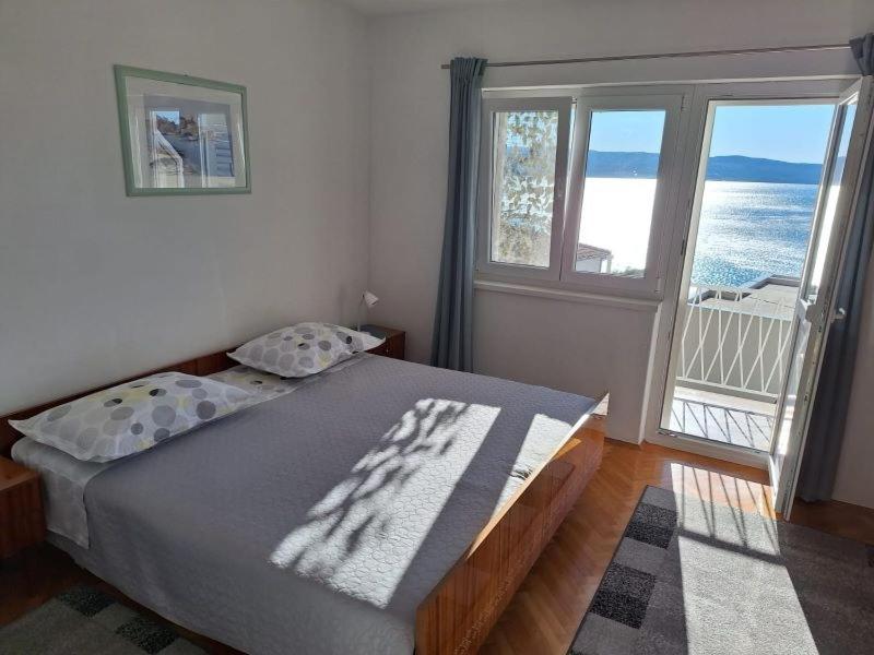 Apartment In Omis With Sea View, Balcony, Air Conditioning, Wi-Fi Ngoại thất bức ảnh